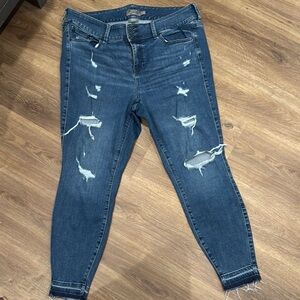 Torrid super soft Jegging Distressed Blue Jeans size 16R
